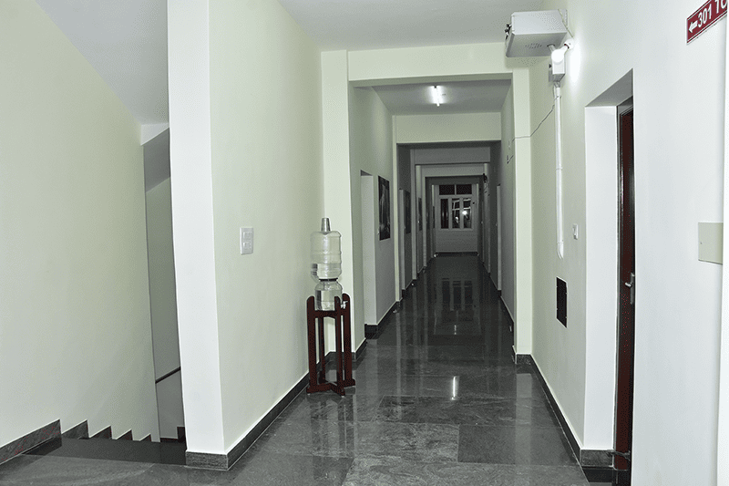 Fully-equipped bathroom with modern fittings at Sri Madhava Residency